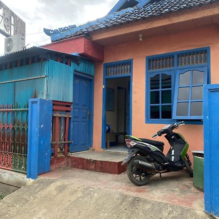 Cempaka Hostel Labuan Bajo Extérieur photo