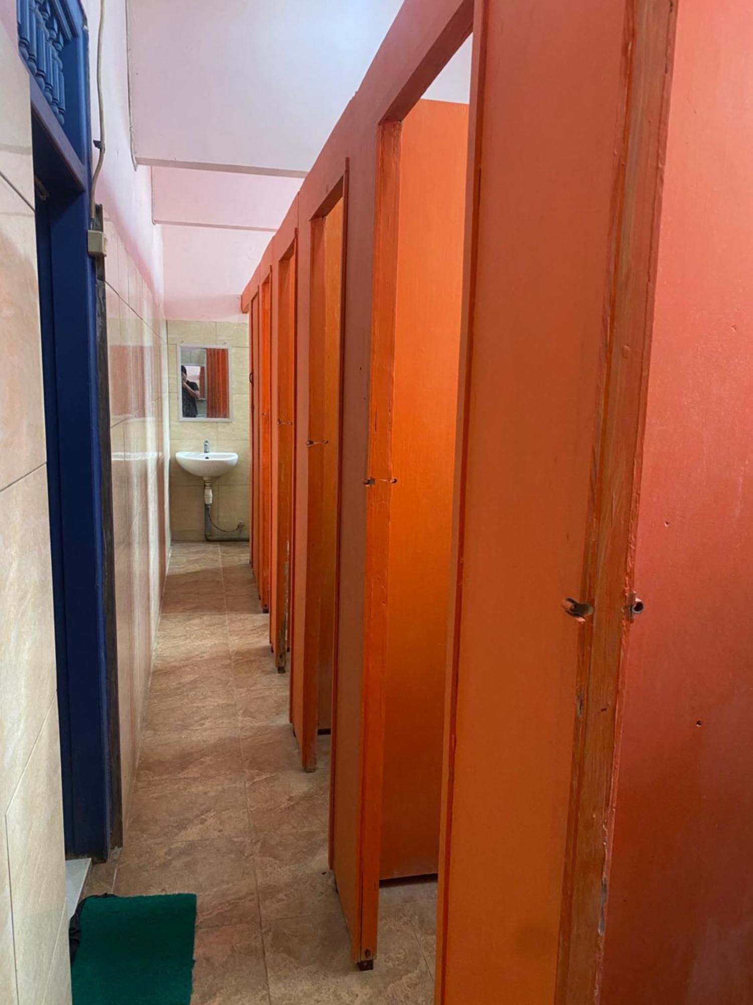 Cempaka Hostel Labuan Bajo Extérieur photo