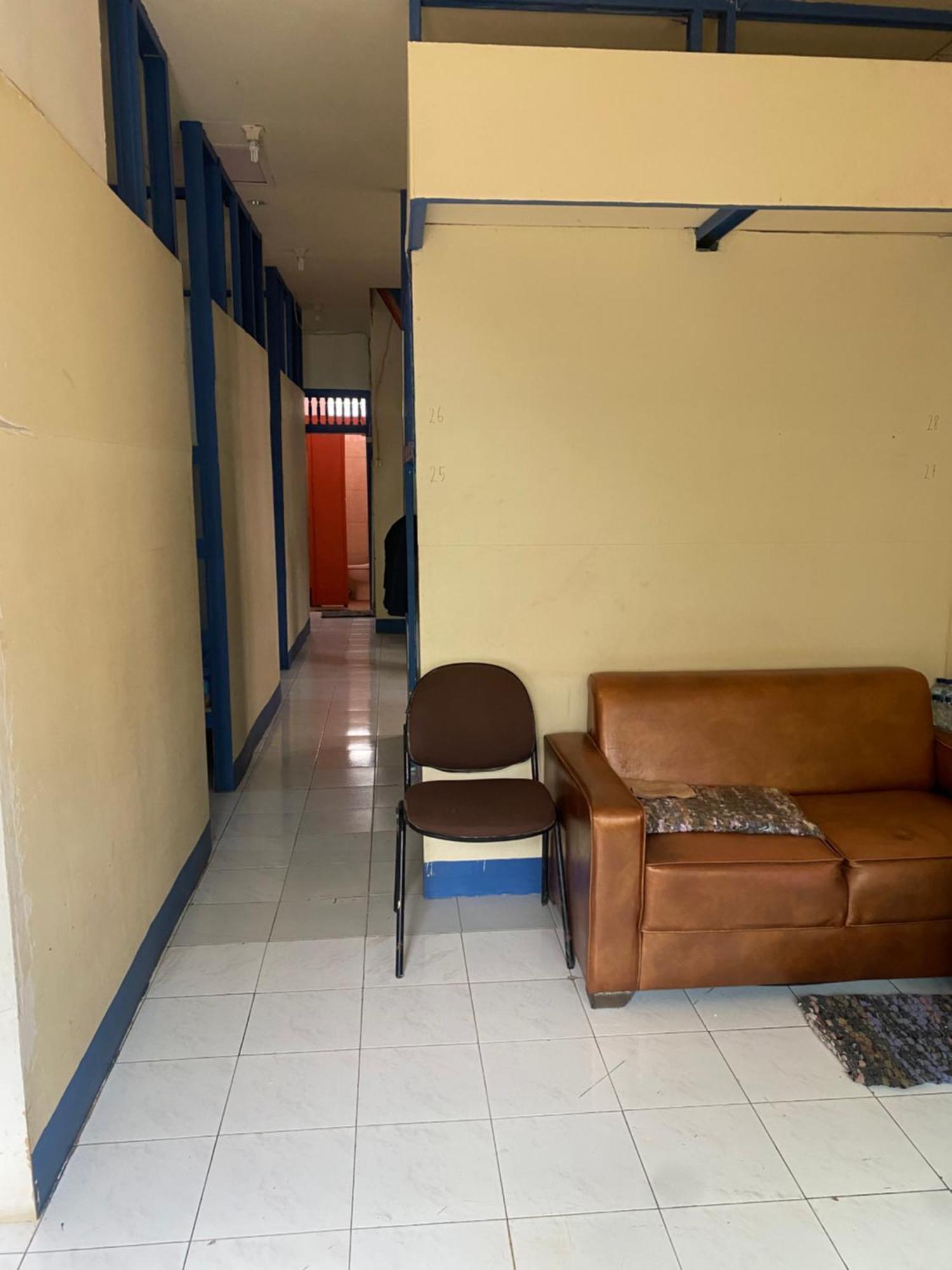 Cempaka Hostel Labuan Bajo Extérieur photo